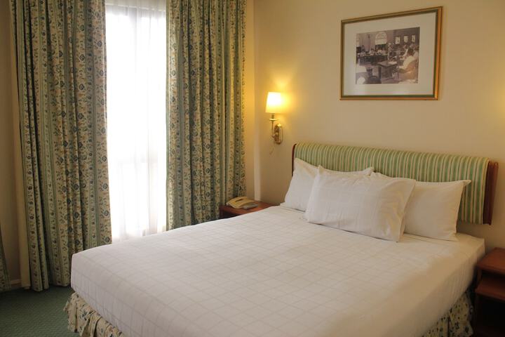 Room 19 of 33