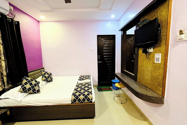 Room 6 of 21
