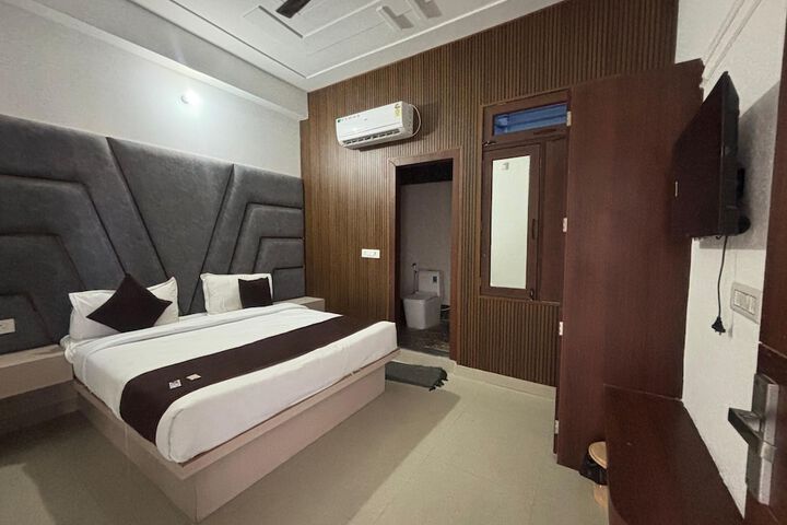 Room 15 of 41