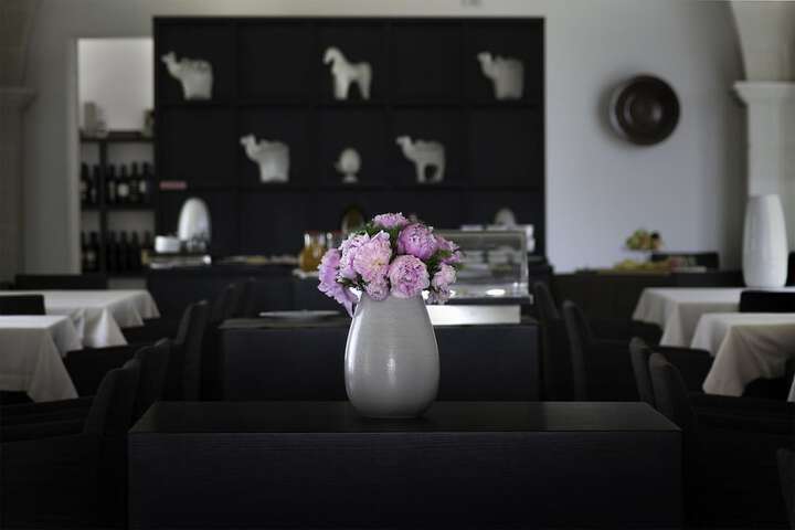 Dining 34 of 68