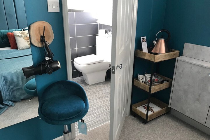 Room 16 of 131