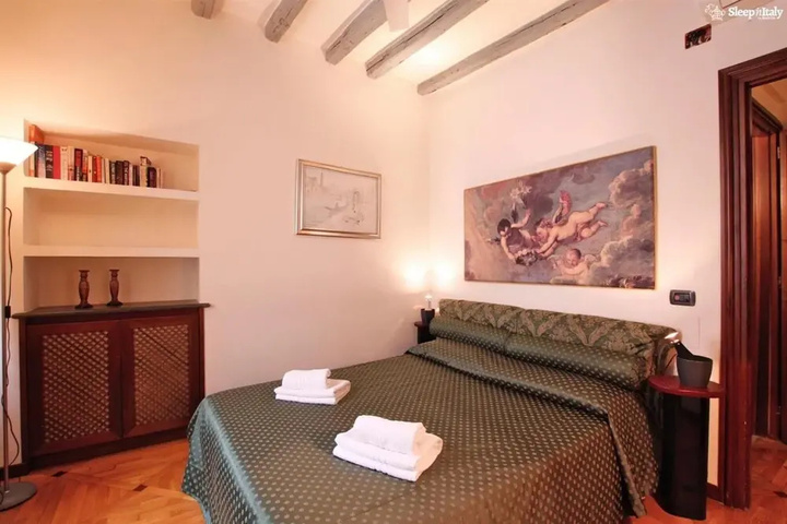 Room 2 of 12