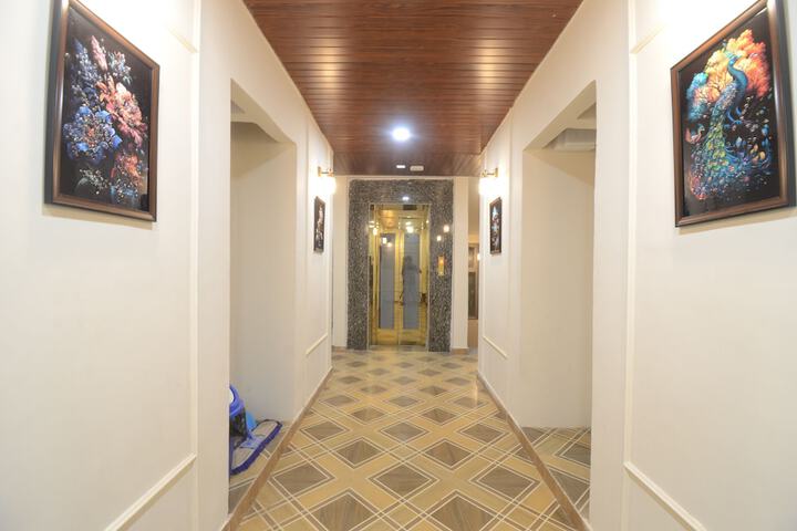 Hotel Interior 7 of 28