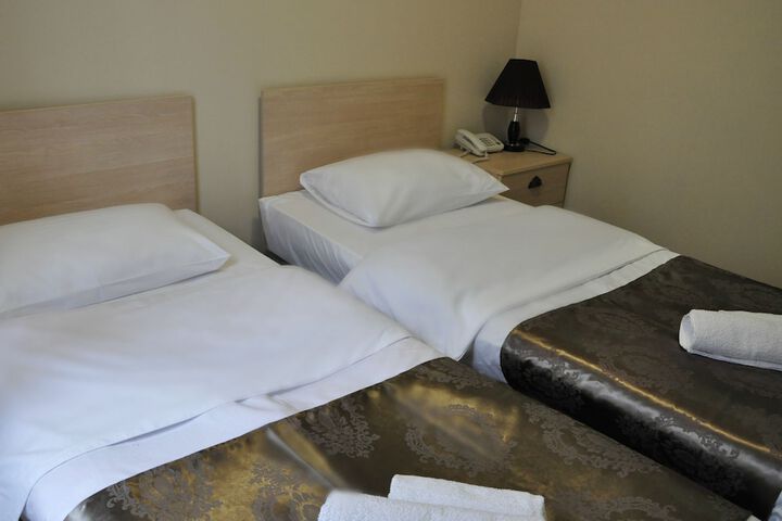 Room 12 of 52