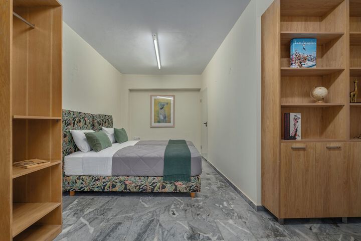 Room 57 of 127