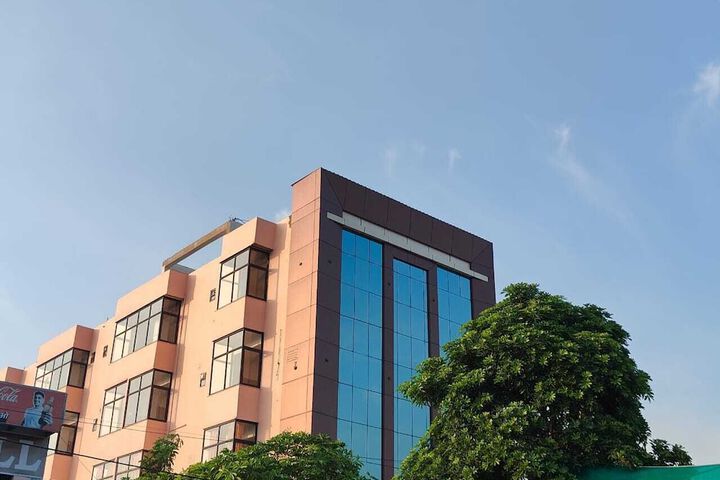 Hotel Grand Lucent