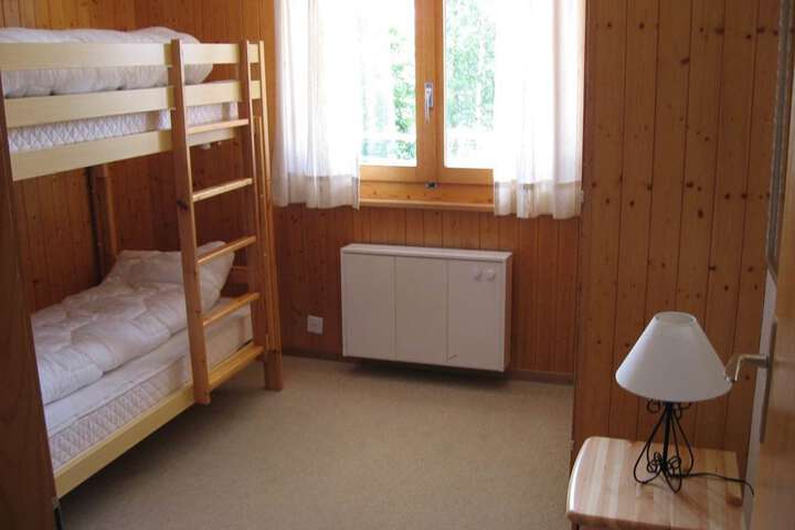 Room 4 of 13