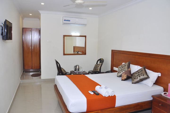 Room 4 of 22