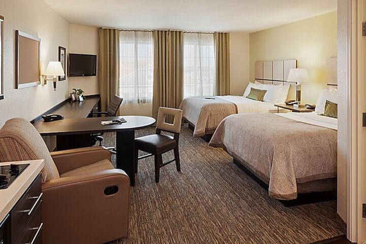Room 3 of 25