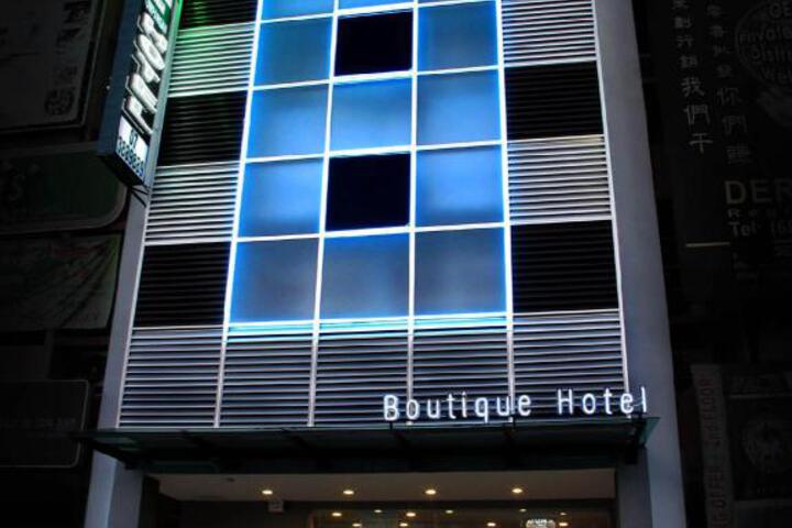 Eight Days Hotel Permas Jaya