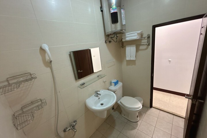 Room 43 of 56