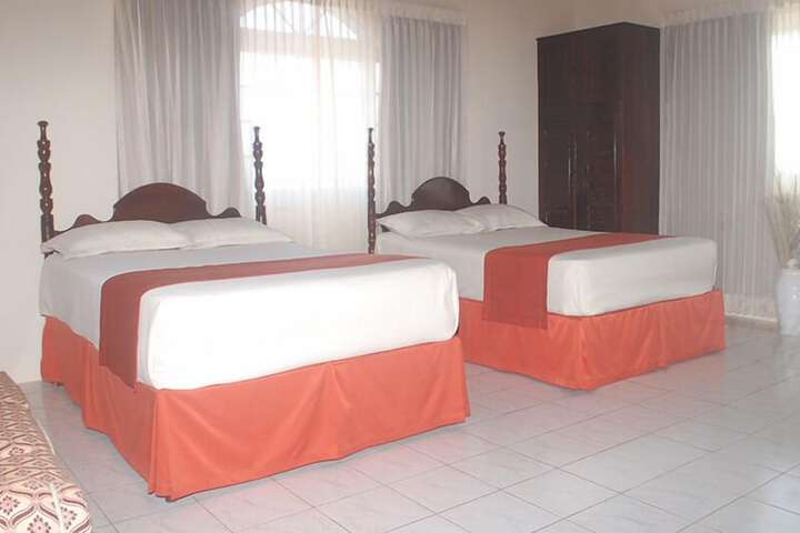 Room 8 of 26