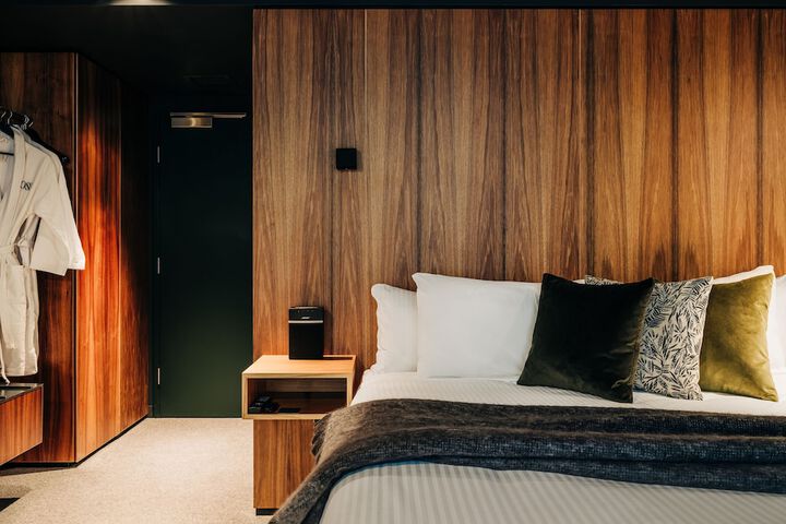 Room 33 of 56