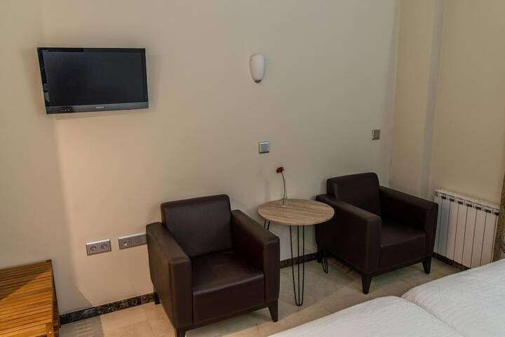 Room 18 of 46
