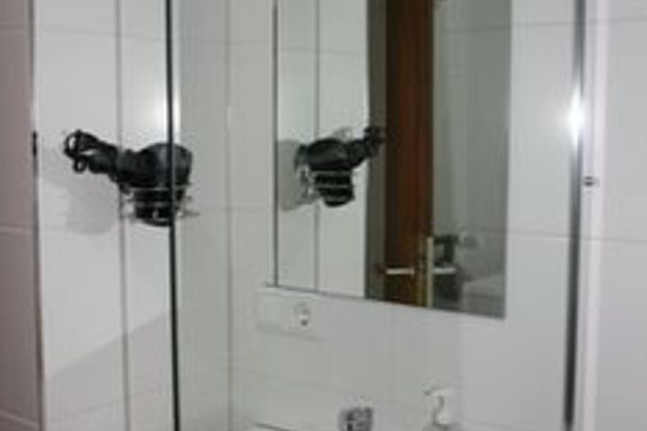 Room 5 of 46