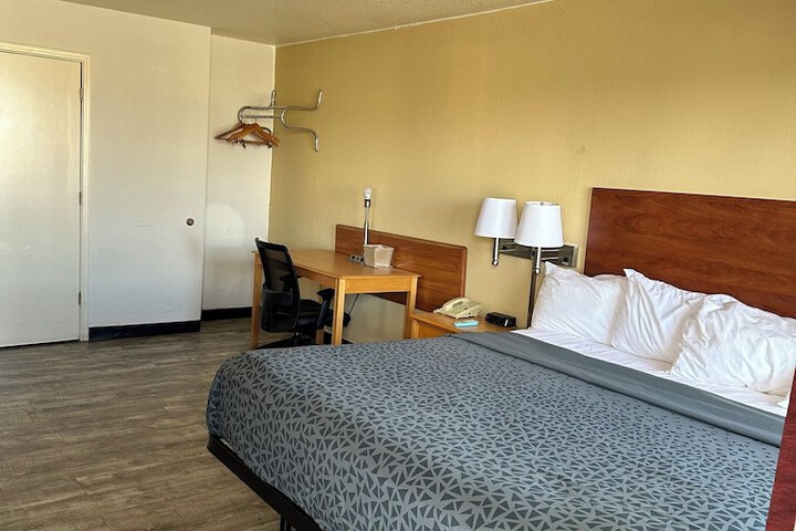 Room 31 of 44