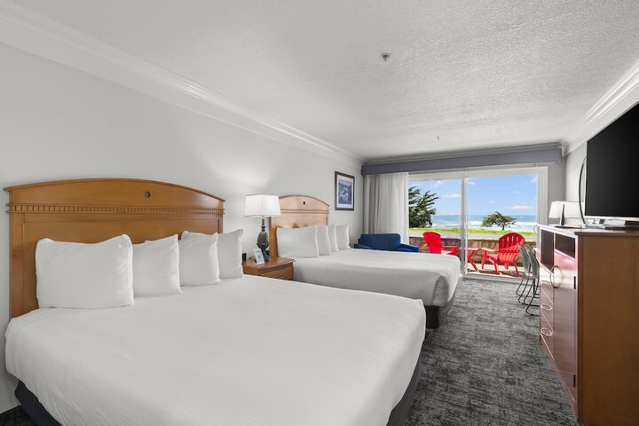 2 Queen Beds Ocean View (24 of 30)