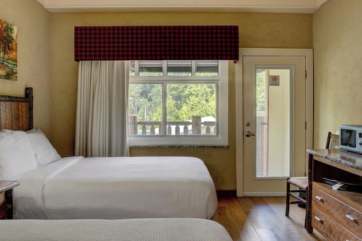 Room 8 of 20