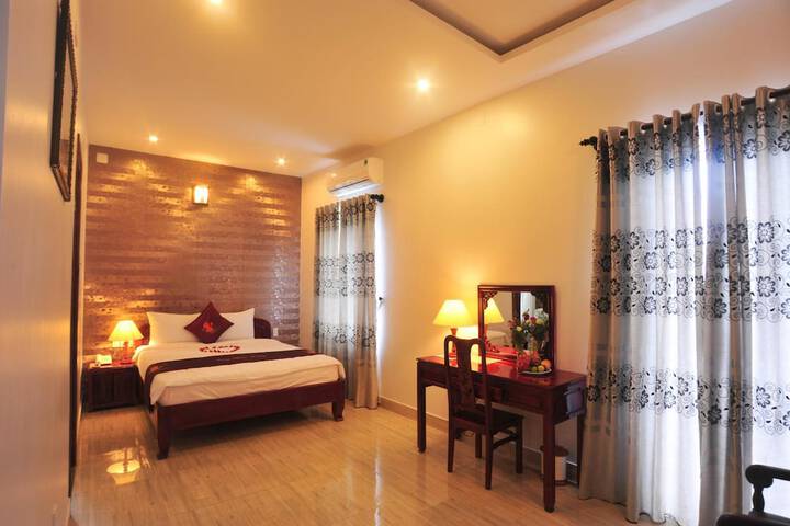 Room 15 of 51