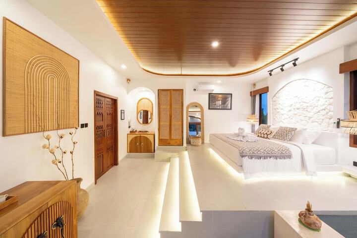 Room 45 of 176