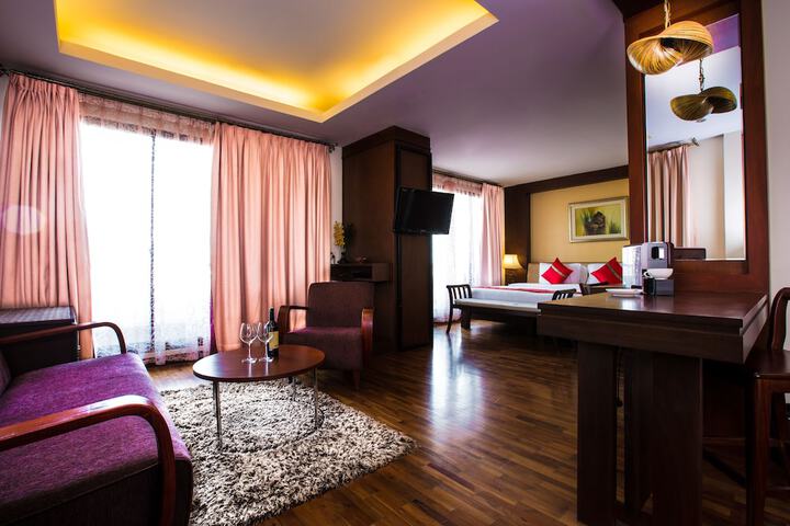 Room 15 of 61