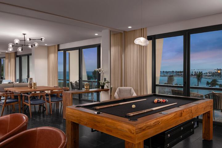 Room 21 of 111