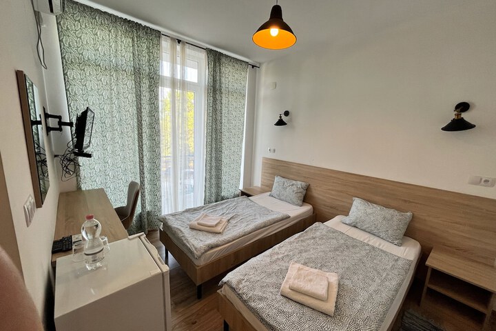 Room 15 of 79