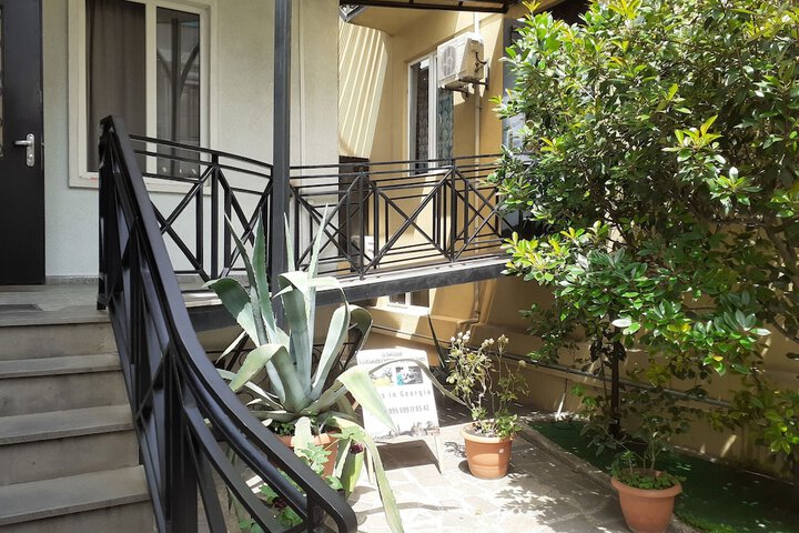 Hotel Exterior 34 of 37