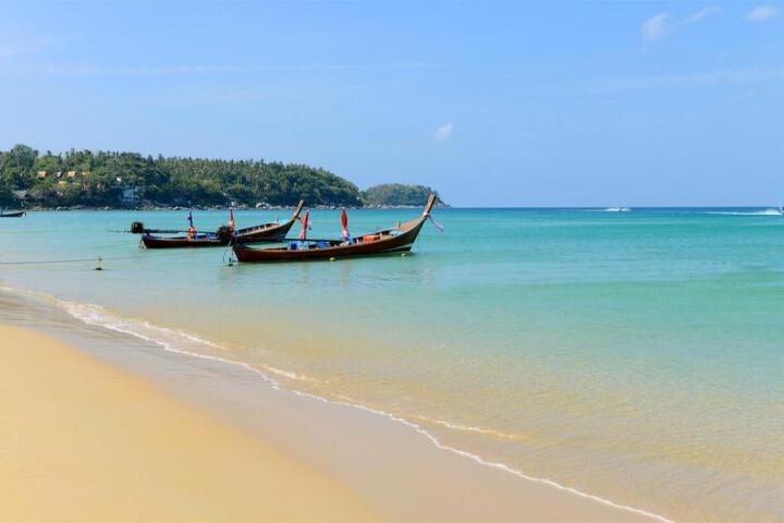 Santi White House Patong