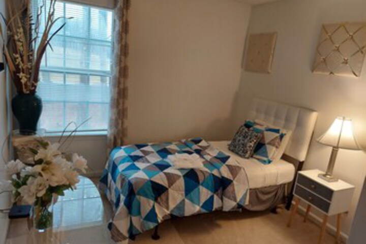 Room 43 of 64