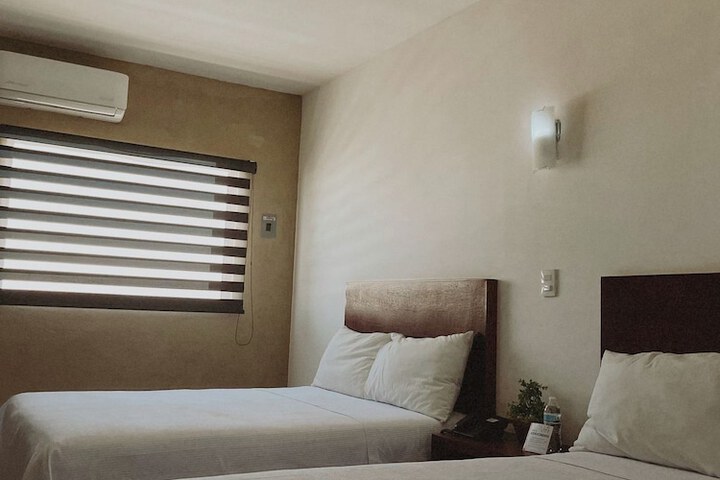 Room 19 of 42