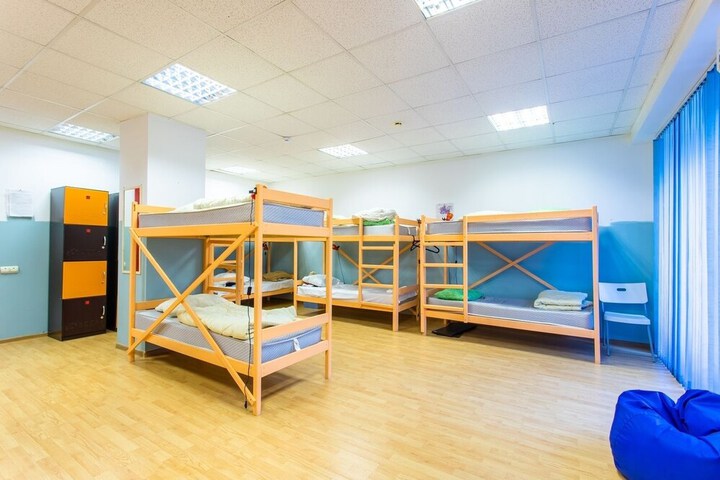 Room 10 of 29