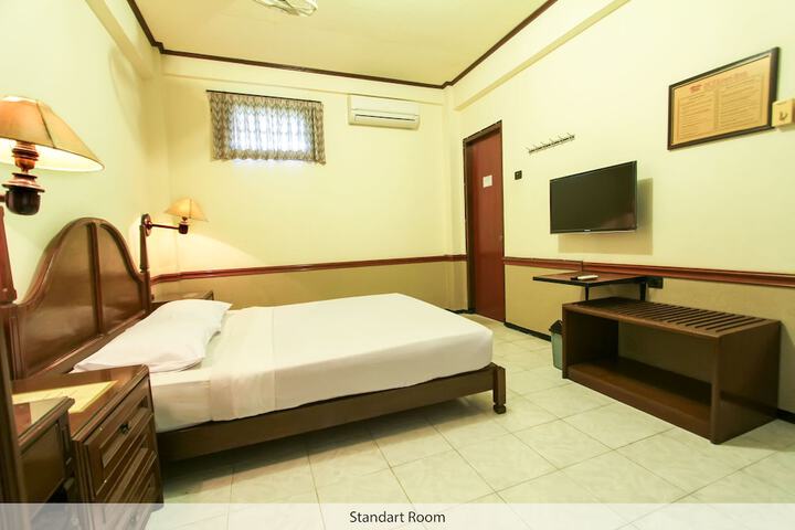 Room 10 of 44