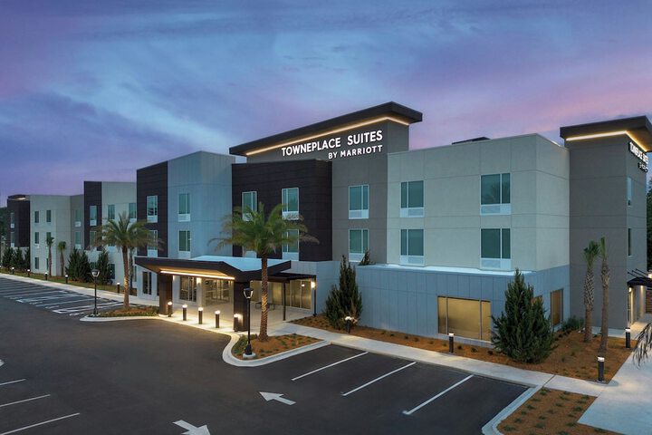 Hotel 88 of 89
