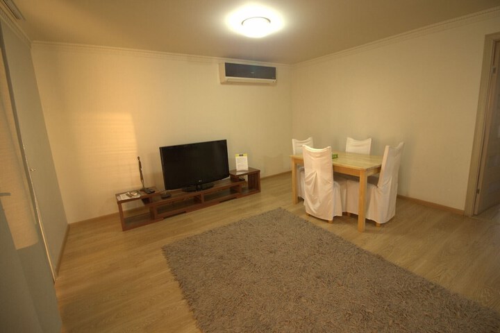 Room 47 of 117