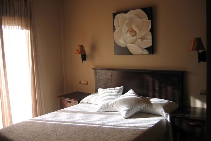 Room 4 of 18