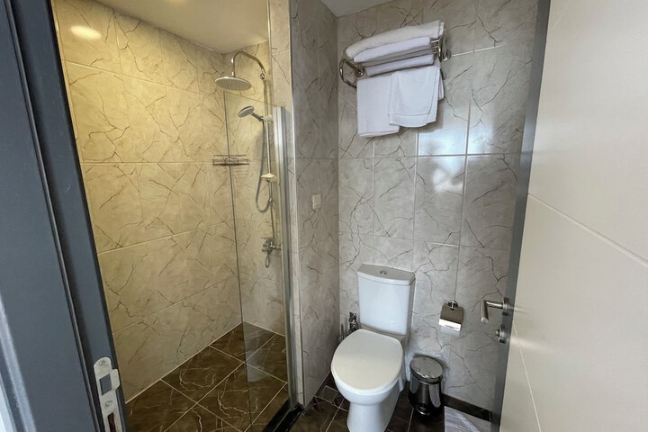 Room 65 of 90