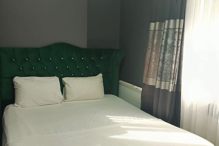 Room 4 of 45