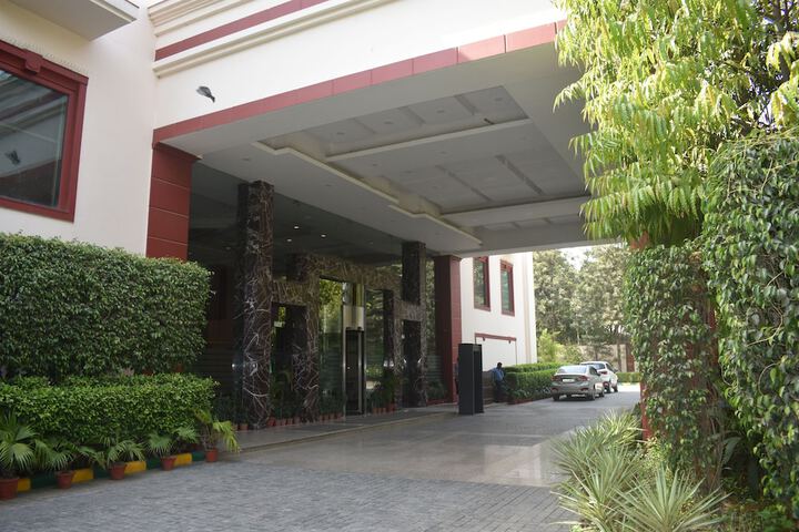 Hotel 30 of 33