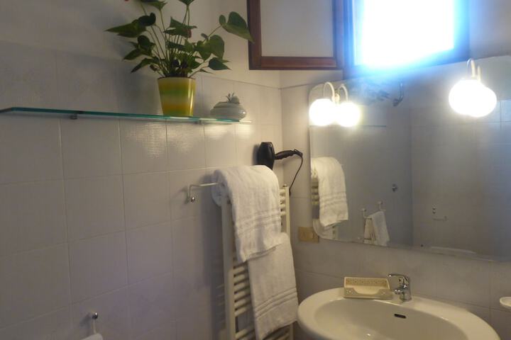 Room 20 of 21