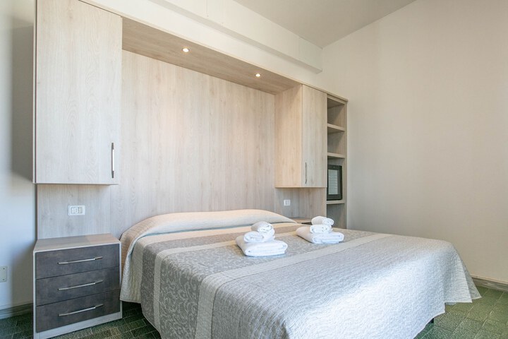 Room 25 of 85