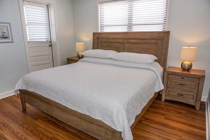 Room 105 of 325