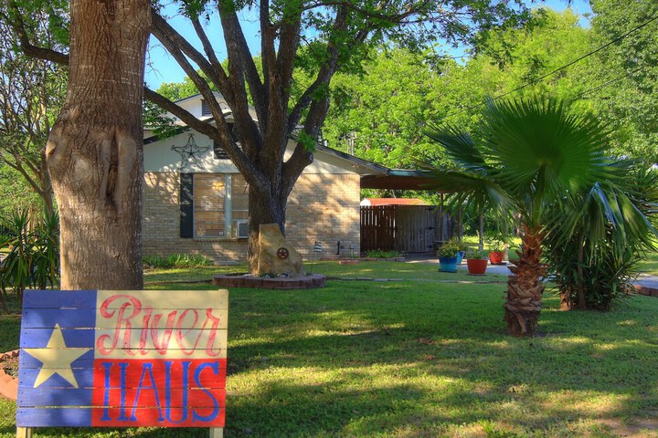 Property Grounds 32 of 41