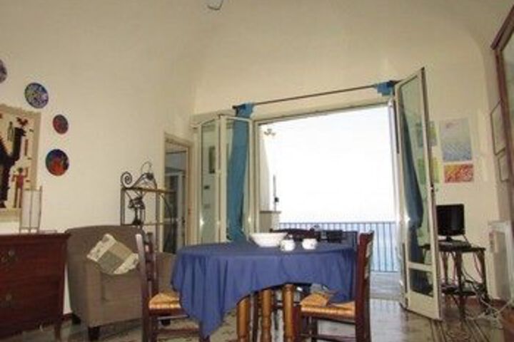 Room 17 of 23