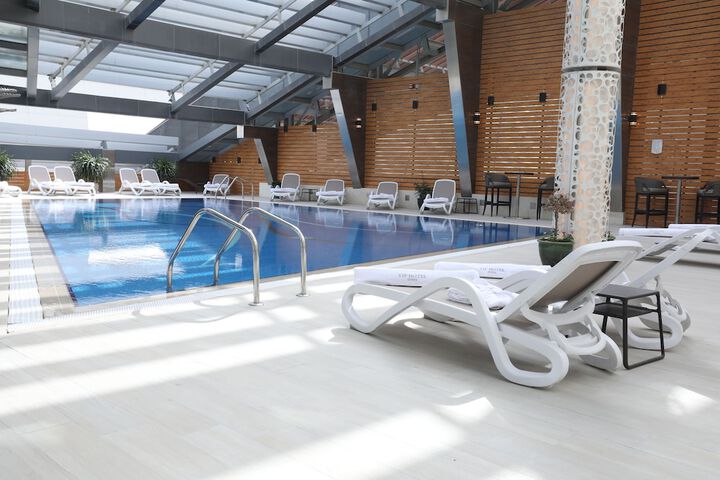 Pool 45 of 67
