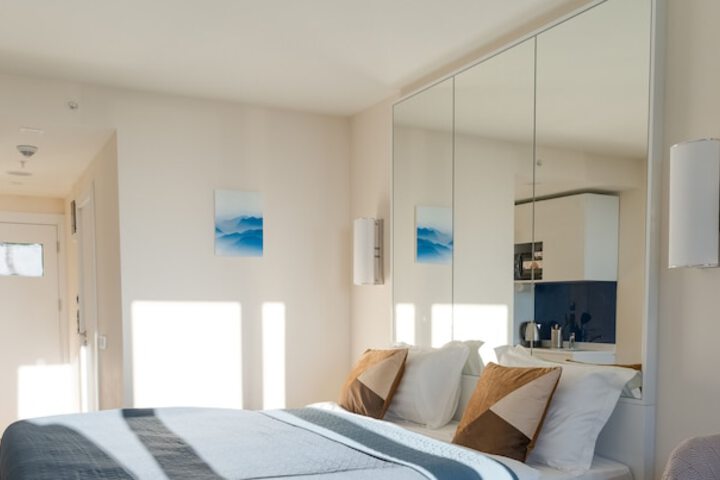 Room 4 of 64