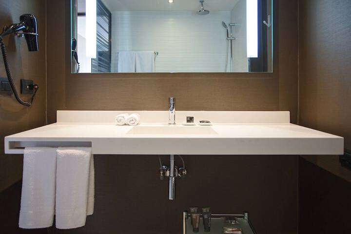 Bath Photo