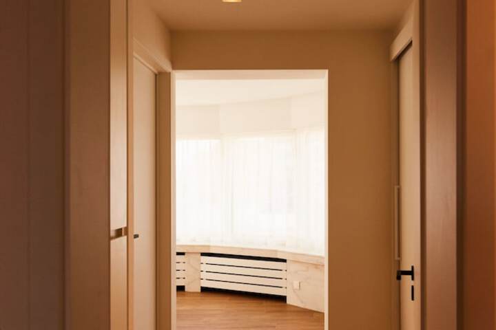 Room 6 of 45