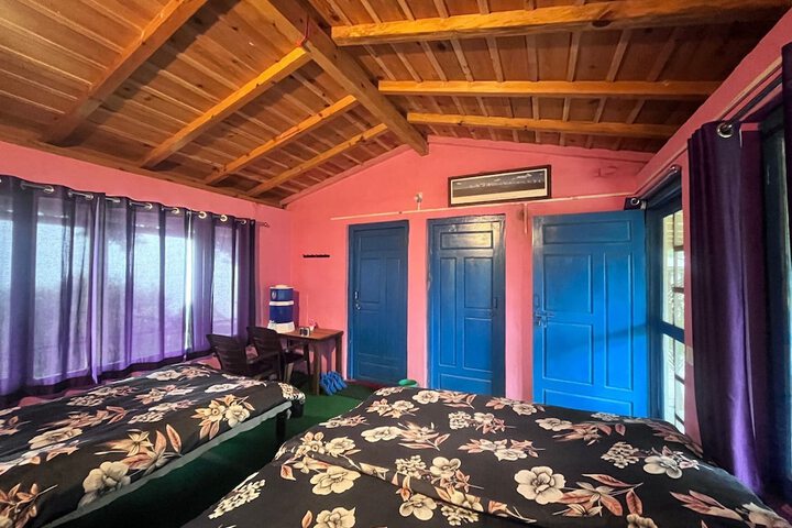 Room 12 of 29