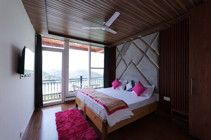 Room 5 of 29